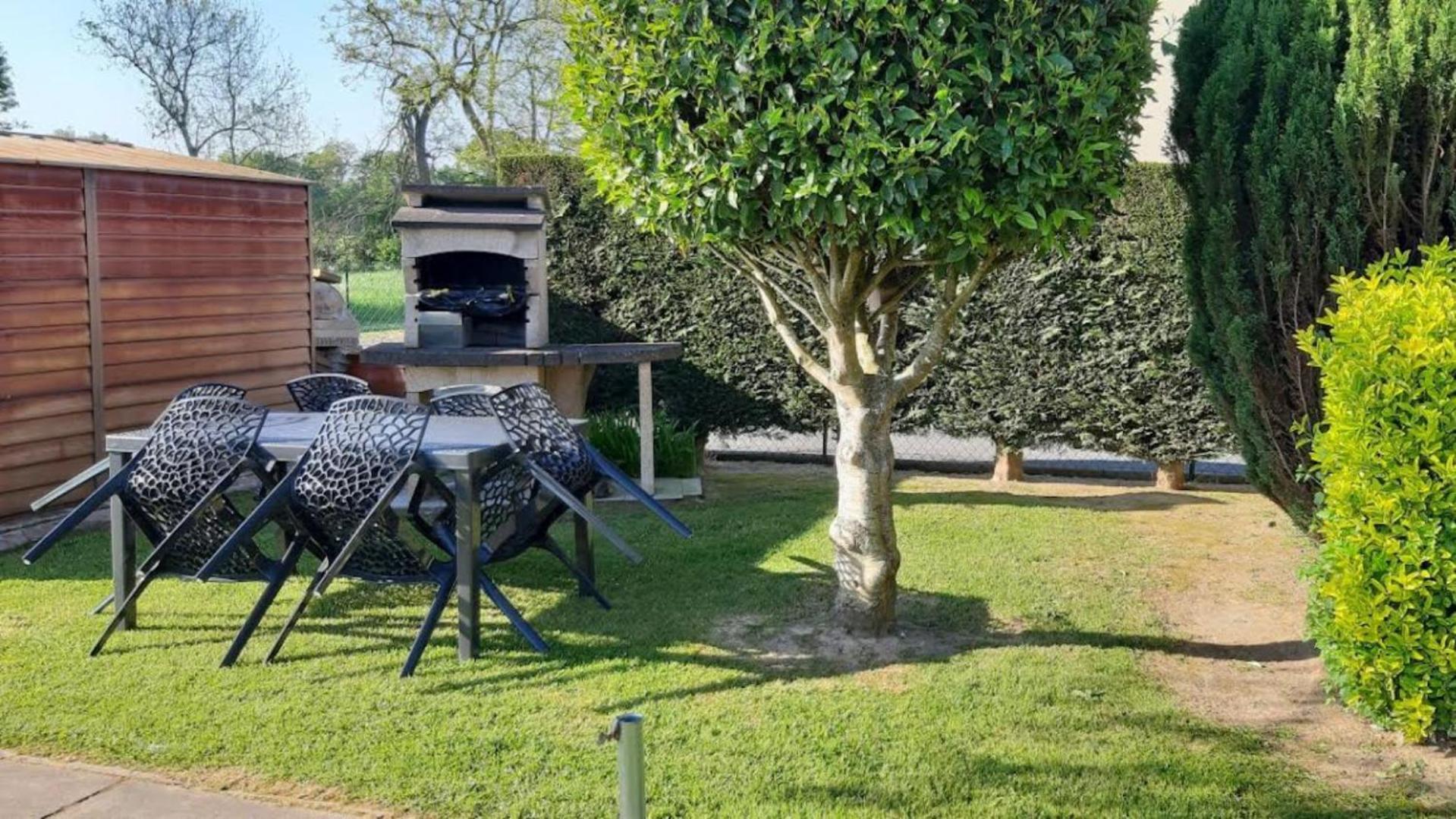 Gite "Au P'Tit Tourois" De Plain-Pied Tout Confort Avec Veranda Proche D'Omaha Beach Et De Bayeux Accueillant Les Animaux Kültér fotó